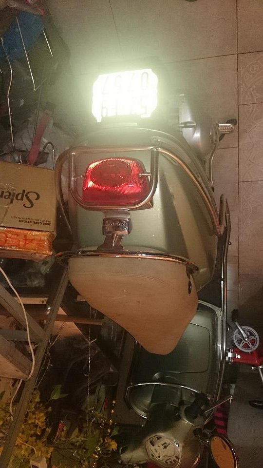 TPHCM - Cần bán Vespa LX 125 nữ sử dụng kĩ - 2