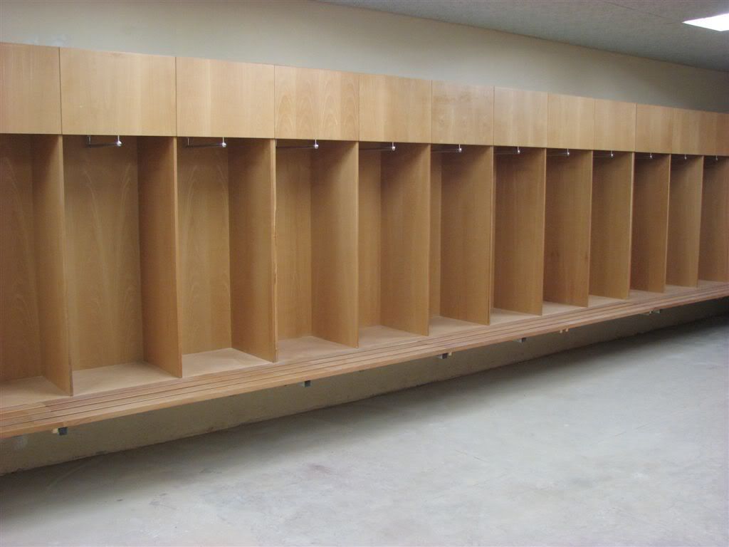 http://i443.photobucket.com/albums/qq159/tadpolefarm/Peter%20Mokaba%20Stadium/IMG_8726.jpg