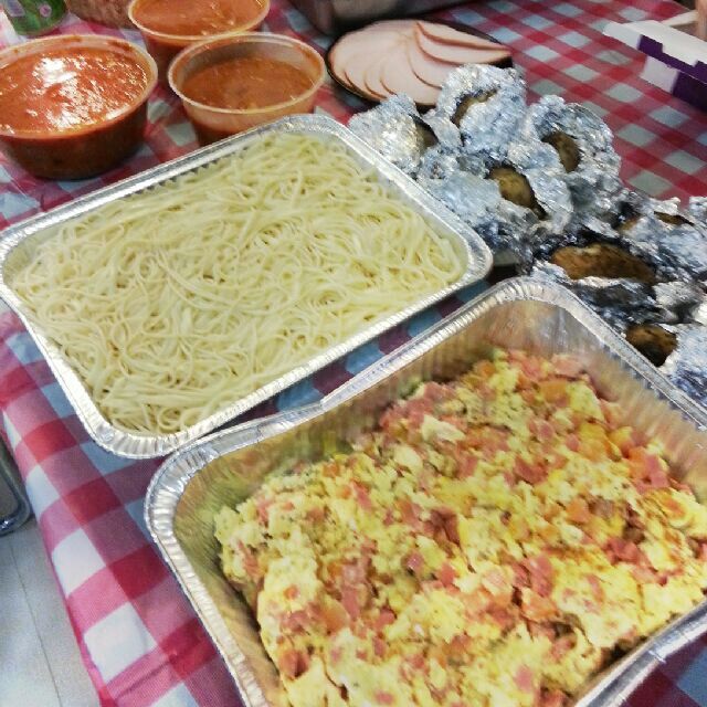  photo 02-potluck.jpg